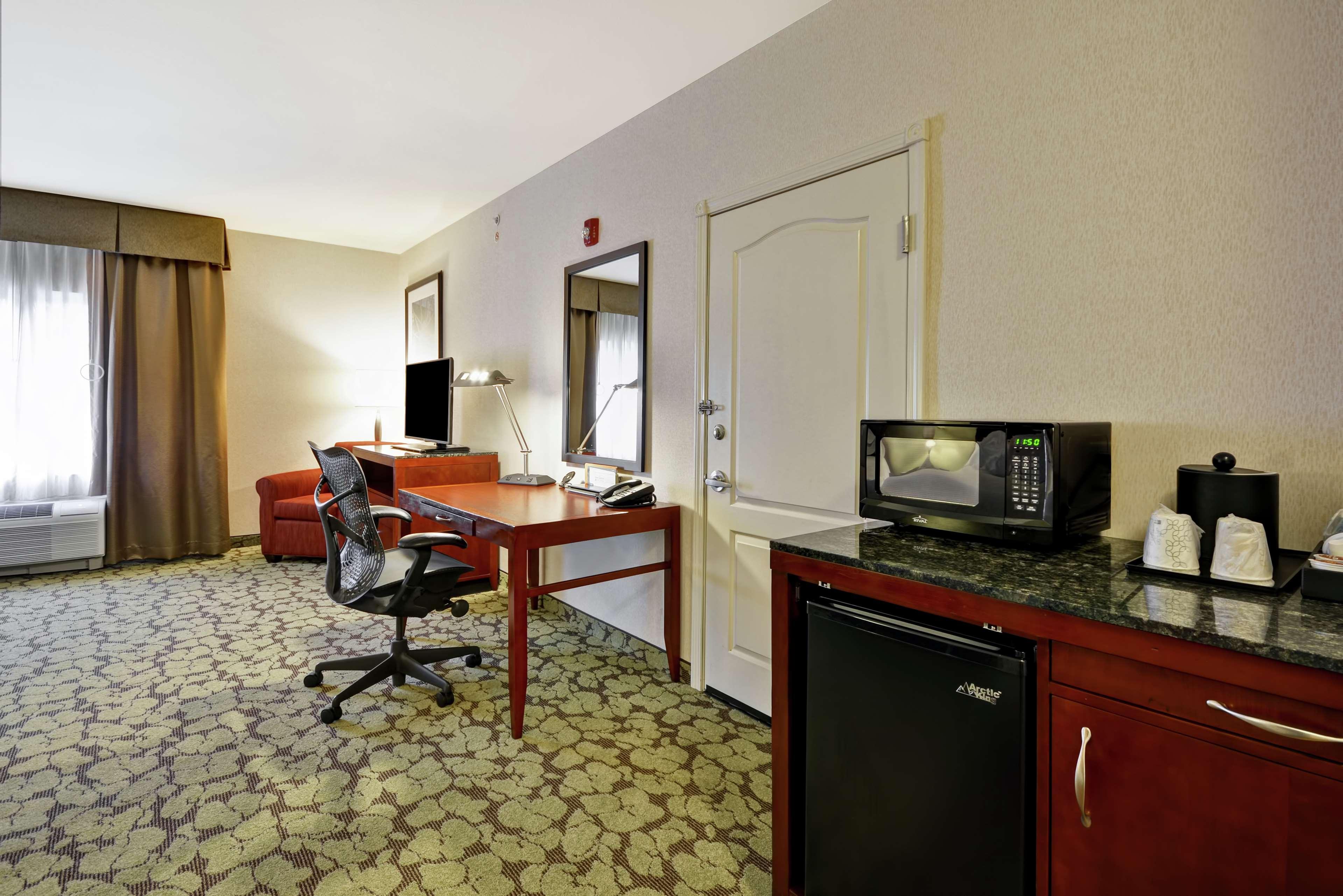 Hilton Garden Inn Fort Collins Extérieur photo