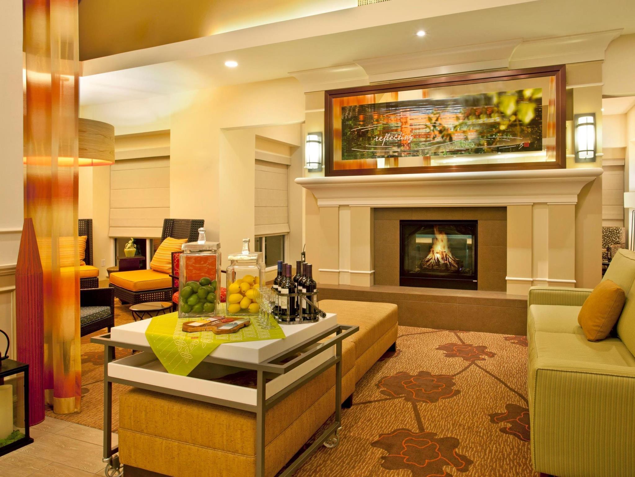 Hilton Garden Inn Fort Collins Extérieur photo