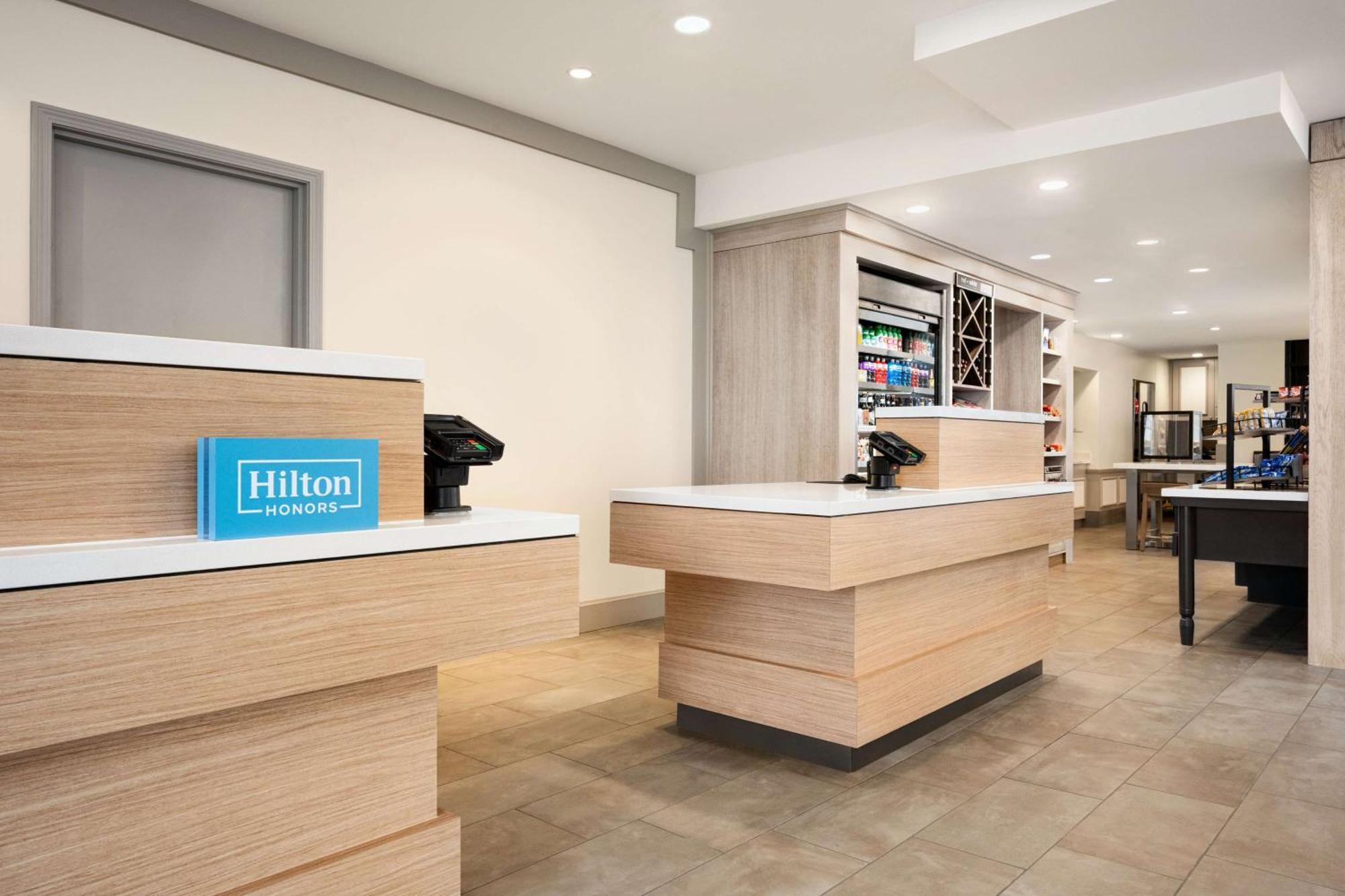 Hilton Garden Inn Fort Collins Extérieur photo
